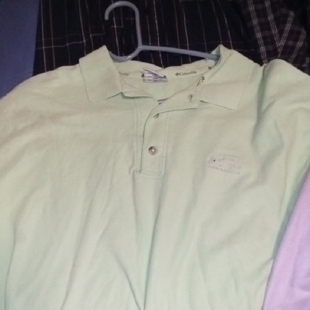 Columbia Green Polo Shirt with Textured Fabric